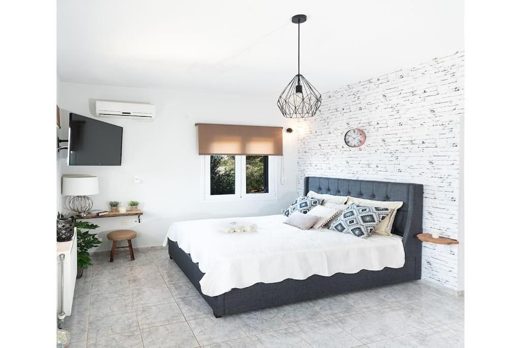 “Shiny” Sea View Apartment At Istron Agios Nikolaos  Exterior photo