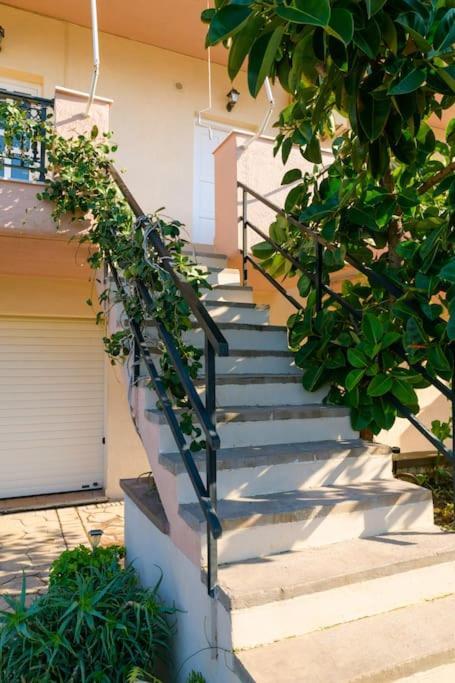 “Shiny” Sea View Apartment At Istron Agios Nikolaos  Exterior photo
